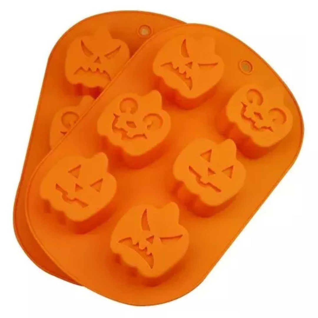 Pack de 2 moldes de silicona naranja con 6 cavidades de rostros de calabazas de Halloween para repostería y jabones